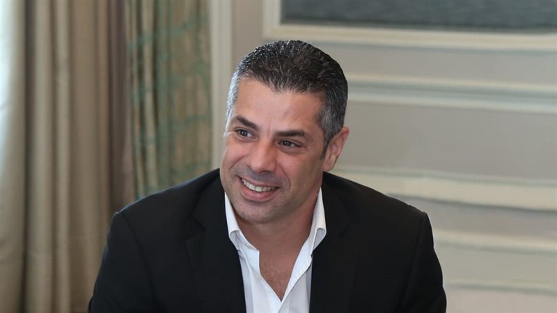 احمد عبيد، فيتو