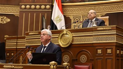 الشيوخ يحيل طلبات النهوض بالبحث العلمي للجنة التعليم بالمجلس 