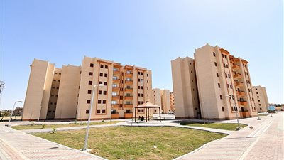 الموقف التنفيذي لمشروع شقق الإسكان الاجتماعي بالعاشر من رمضان 