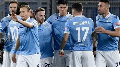 الدوري الإيطالي، لاتسيو يتقدم على يوفنتوس 0/1 في الشوط الأول 