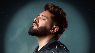 أحمد زعيم يحقق 300 ألف مشاهدة بأغنية 