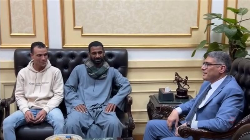 محافظ الجيزة يكرم