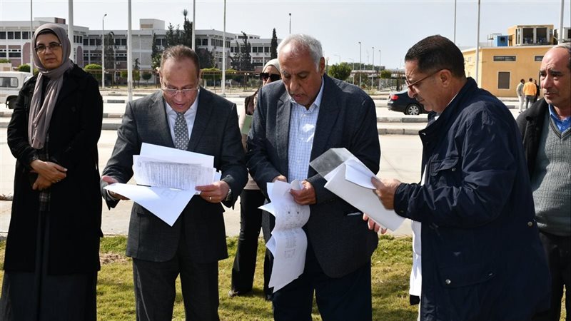 رئيس جامعة القناة