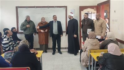 استقبال المرشحين للعمل بالحصة في منطقة الإسكندرية الأزهرية وتسليم خطابات التوزيع
