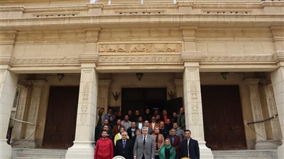 عضو هيئة تدريس عن قرار الـ4 آلاف دولار للمعارين: ترهق كاهل الأسرة المعارة للخارج