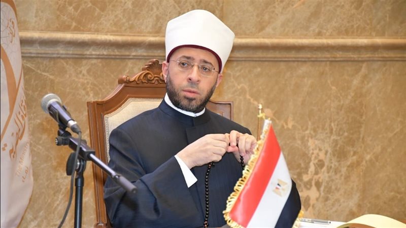 وزير الأوقاف الدكتور
