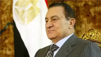 زحلقنا الأمريكان، مبارك يكشف في فيديو نادر سر رفضه ربط شبكات القاهرة بسنترال رمسيس