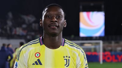 مقابل 10 ملايين يورو، يوفنتوس ينهي الاتفاق مع باريس سان جيرمان لضم كولو