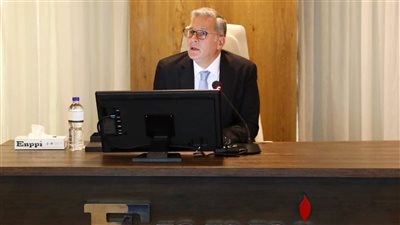 وزير البترول يصدر حركات تكليفات وتنقلات لرؤساء شركات القطاع 