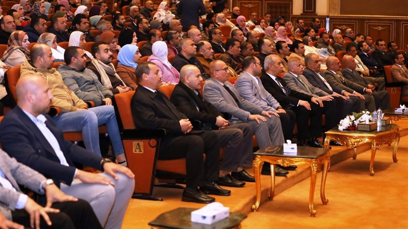 ندوة حول التحديات