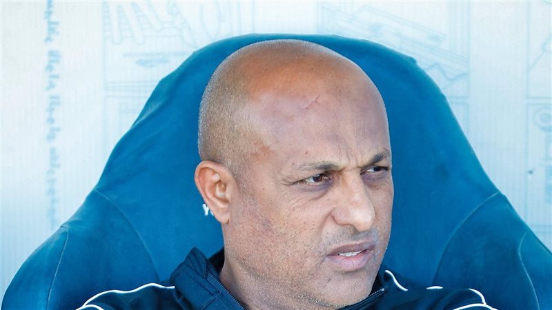 طارق مصطفى، فيتو