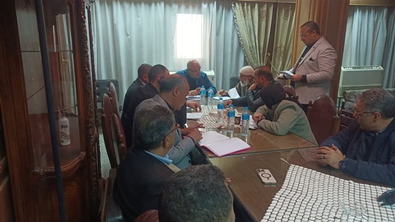 محافظ القليوبية خلال