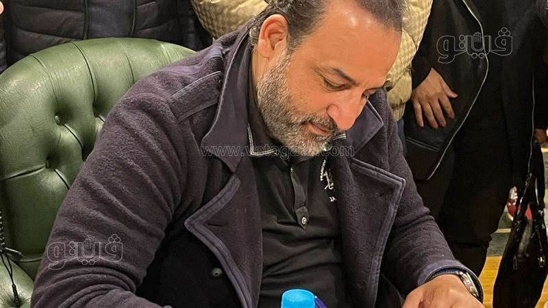 الكاتب الصحفي محمد
