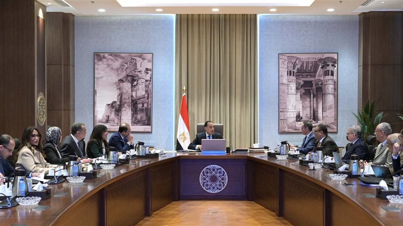 اجتماع برئاسة الدكتور