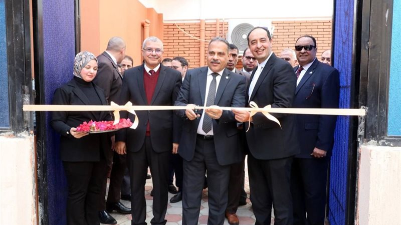 محافظ الشرقية, فيتو