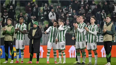 التشكيل الرسمي لمباراة فرينكفاروزي ضد فيكتوريا بلزن في ملحق الدوري الأوروبي
