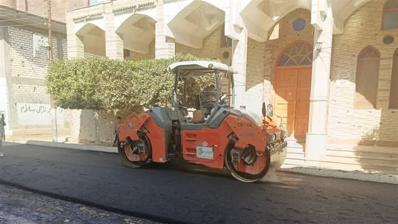 أعمال الرصف بالبحيرة