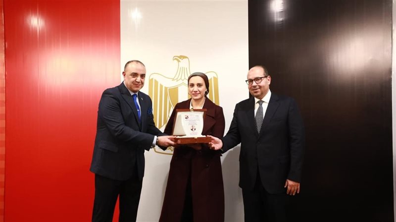 تكريم نادي الشمس