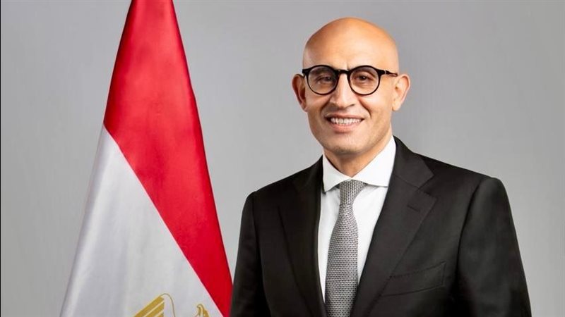 محمد عبد اللطيف وزير