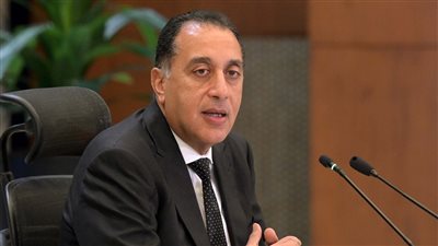 رئيس الوزراء يترأس اجتماع الحكومة غدًا ويفتتح معرض 