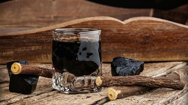 العرقسوس، فيتو