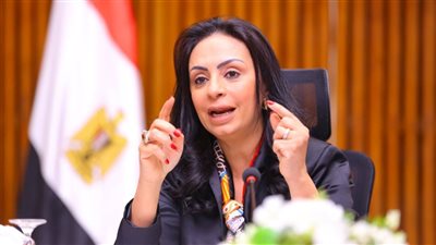 التضامن: خطوط الوزارة الساخنة تستقبل ما يزيد على 206 آلاف اتصال
