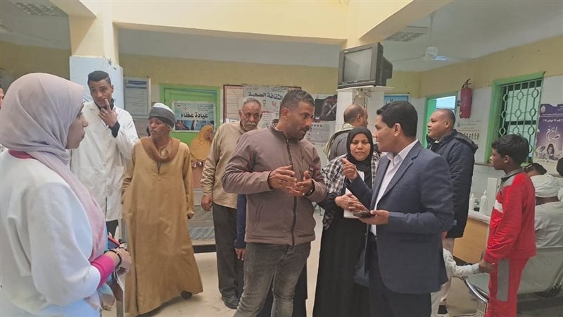 وكيل صحة الأقصر يتفقد