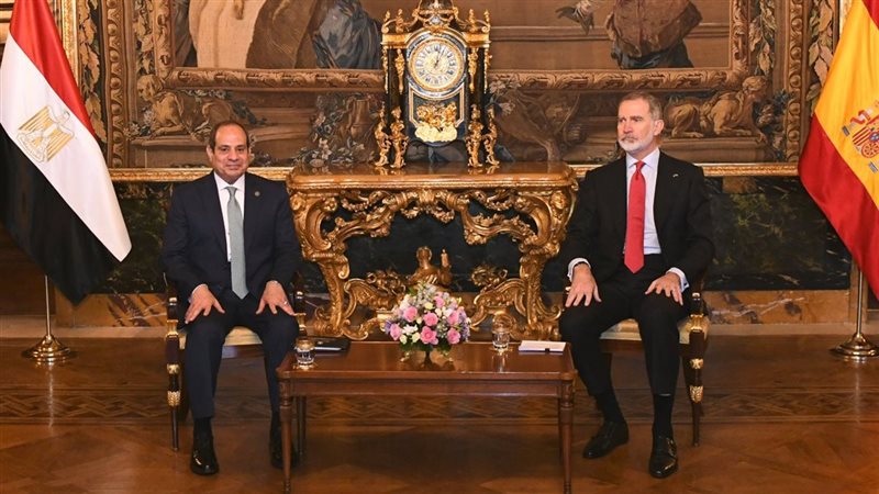 الرئيس السيسي وملك