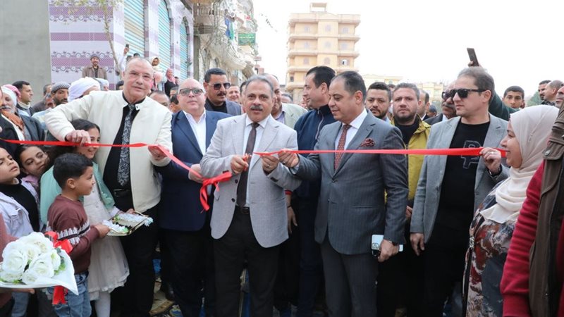  محافظ الشرقية يفتتح