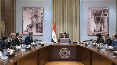  أخبار مصر اليوم. رئيس الوزراء يبحث تنفيذ مشروع للحد من حوادث السكك الحديدية، ووزارة الأوقاف تعلن عن تشغيل أول مسجد بالطاقة الشمسية
