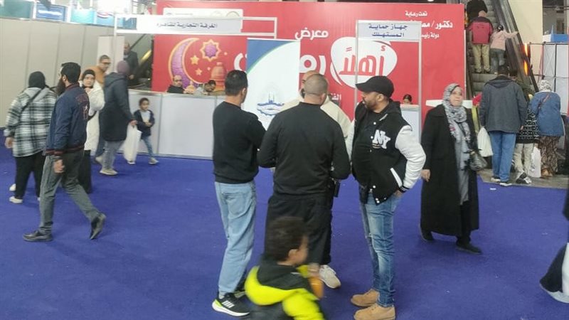 إقبال المواطنين على