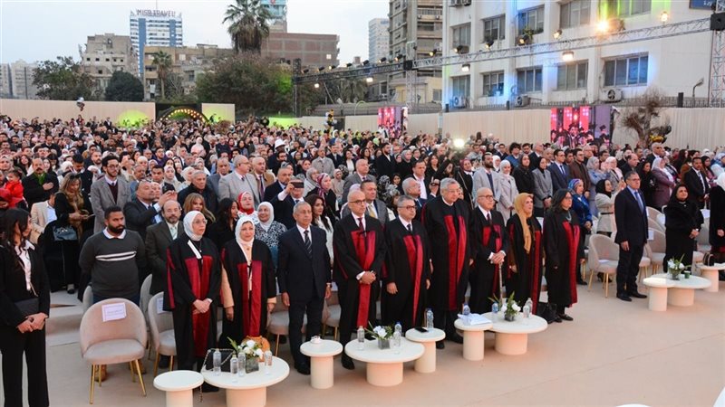  إحتفالية تخريج طلاب