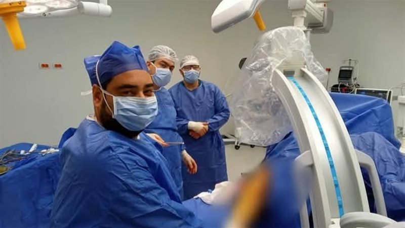 فريق جراحة العظام