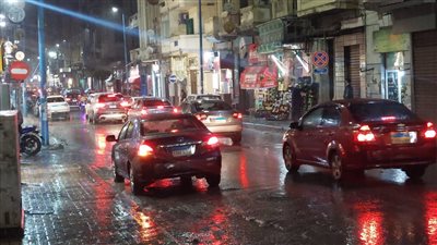 أمطار متوسطة تضرب الإسكندرية (صور)