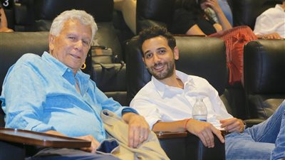 وفاة المخرج والمؤلف أحمد قاسم والد الفنان كريم قاسم 