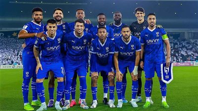 التشكيل الرسمي لمباراة الهلال والخليج وموقف محمد شريف 