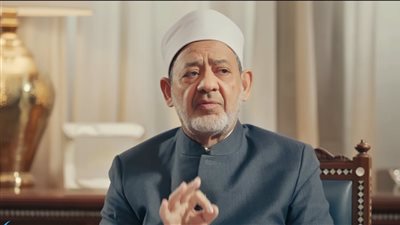 بحضور السيسي، مدبولي والطيب ووزيرا الدفاع والداخلية يؤدون صلاة العيد بالعاصمة الجديدة