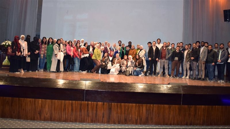 جامعة عين شمس، فيتو