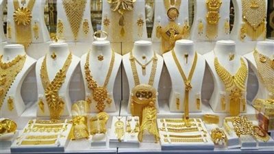 انخفاض أسعار الذهب اليوم ليصل إلى 2900 دولار للأونصة