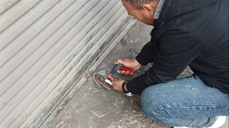 جانب من غلق الورش،فيتو