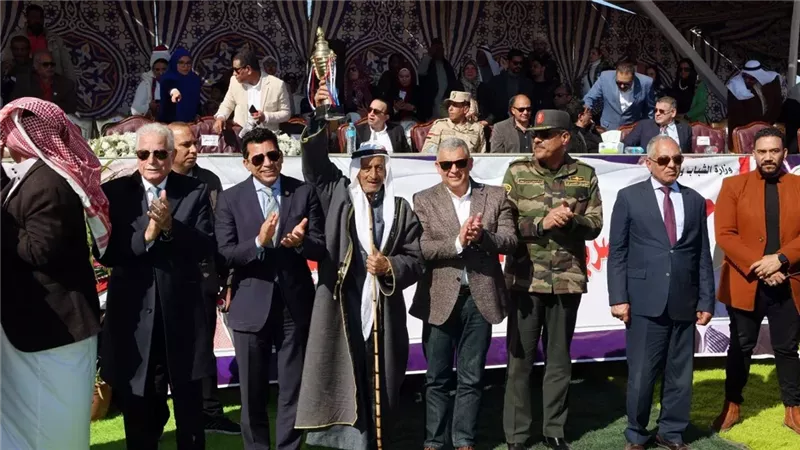 وزير الرياضة ومحافظ