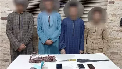 تفاصيل اعترافات المتهمين باحتجاز زميلهم وإجباره على توقيع إيصالات أمانة بالسلام