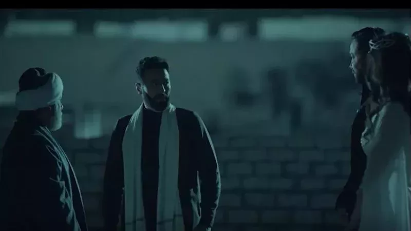 المداح، فيتو 