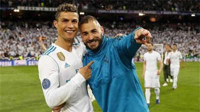 بنزيما يعيد متابعة حساب كريستيانو رونالدو عبر انستجرام 