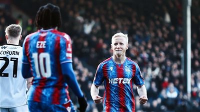 كأس الاتحاد الإنجليزي، كريستال بالاس يتقدم على ميلوول 2-1 في الشوط الأول