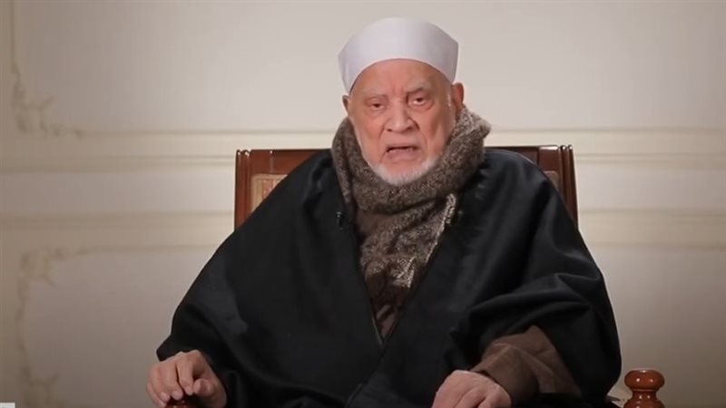 الدكتور أحمد عمر