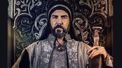 مسلسل معاوية الحلقة 9، اندلاع شرارة الفتنة في الكوفة ومصر