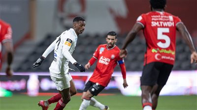 الاتفاق يخطف تعادلا قاتلا من الرائد 1/1 في الدوري السعودي 