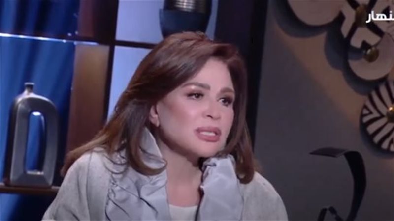 إلهام شاهين، فيتو