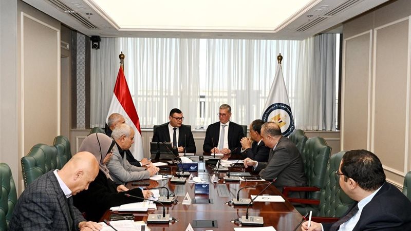 اجتماع وزيرا الإسكان